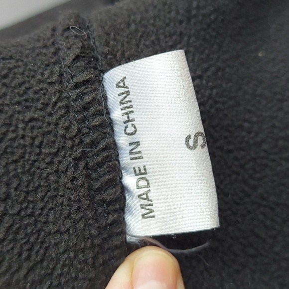 Fleece Utility Style Zip Up Hoodie - Picture 9 of 9